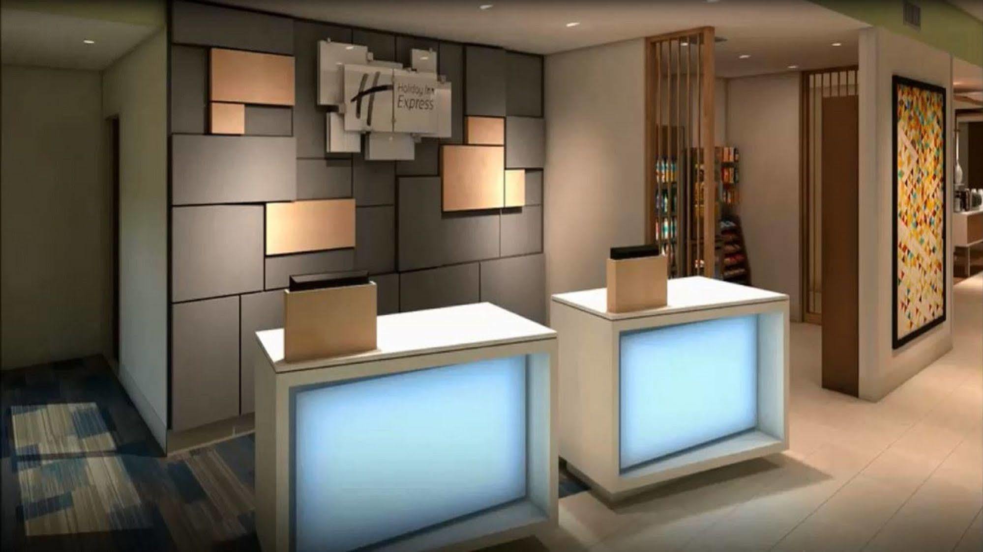 Lord Holiday Inn Express & Suites Perryton By Ihg מראה חיצוני תמונה