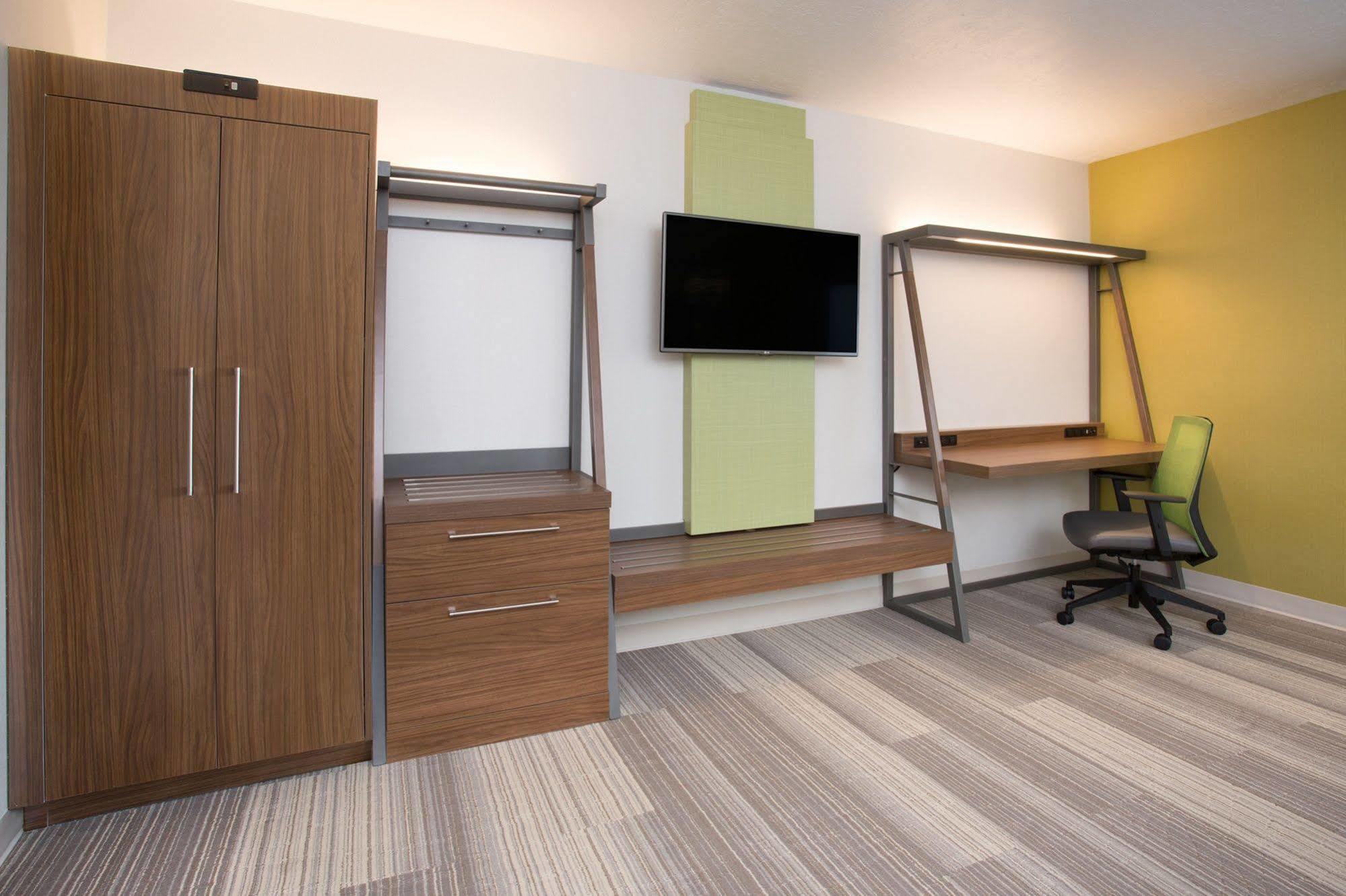 Lord Holiday Inn Express & Suites Perryton By Ihg מראה חיצוני תמונה