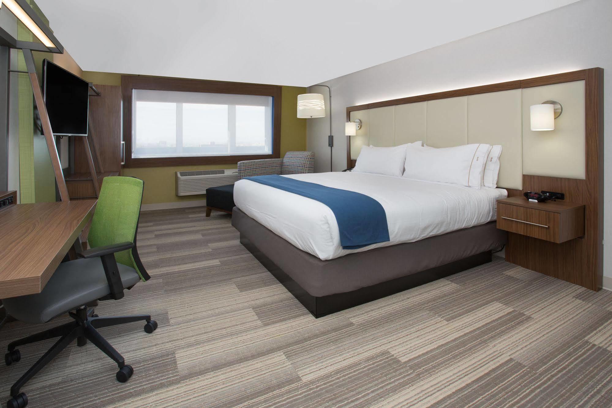 Lord Holiday Inn Express & Suites Perryton By Ihg מראה חיצוני תמונה
