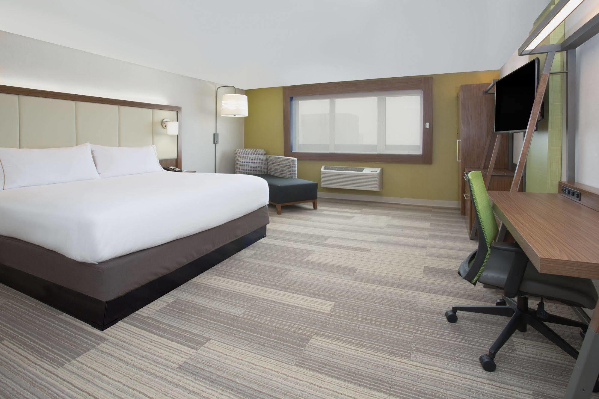 Lord Holiday Inn Express & Suites Perryton By Ihg מראה חיצוני תמונה